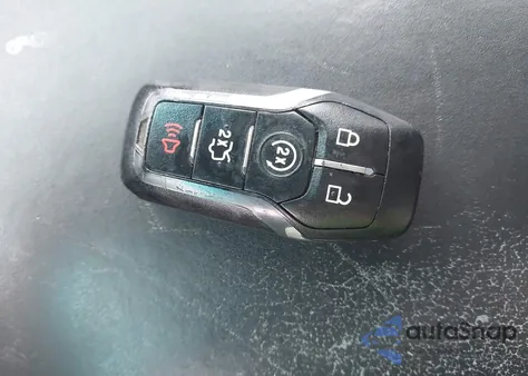 2016 Ford Explorer Platinum z USA, uszkodzony, nr VIN 1FM5K8HT2GGC10349